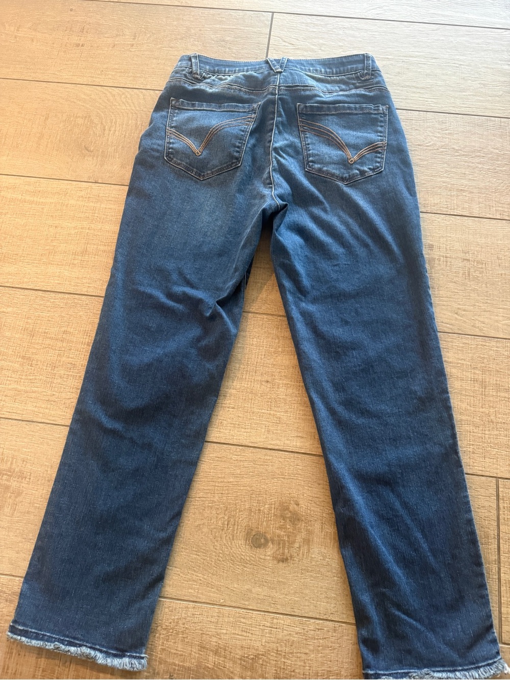 Democracy Dark Blue Ab 6 Straight-Leg Frayed Hem Jeans Crop Ankle